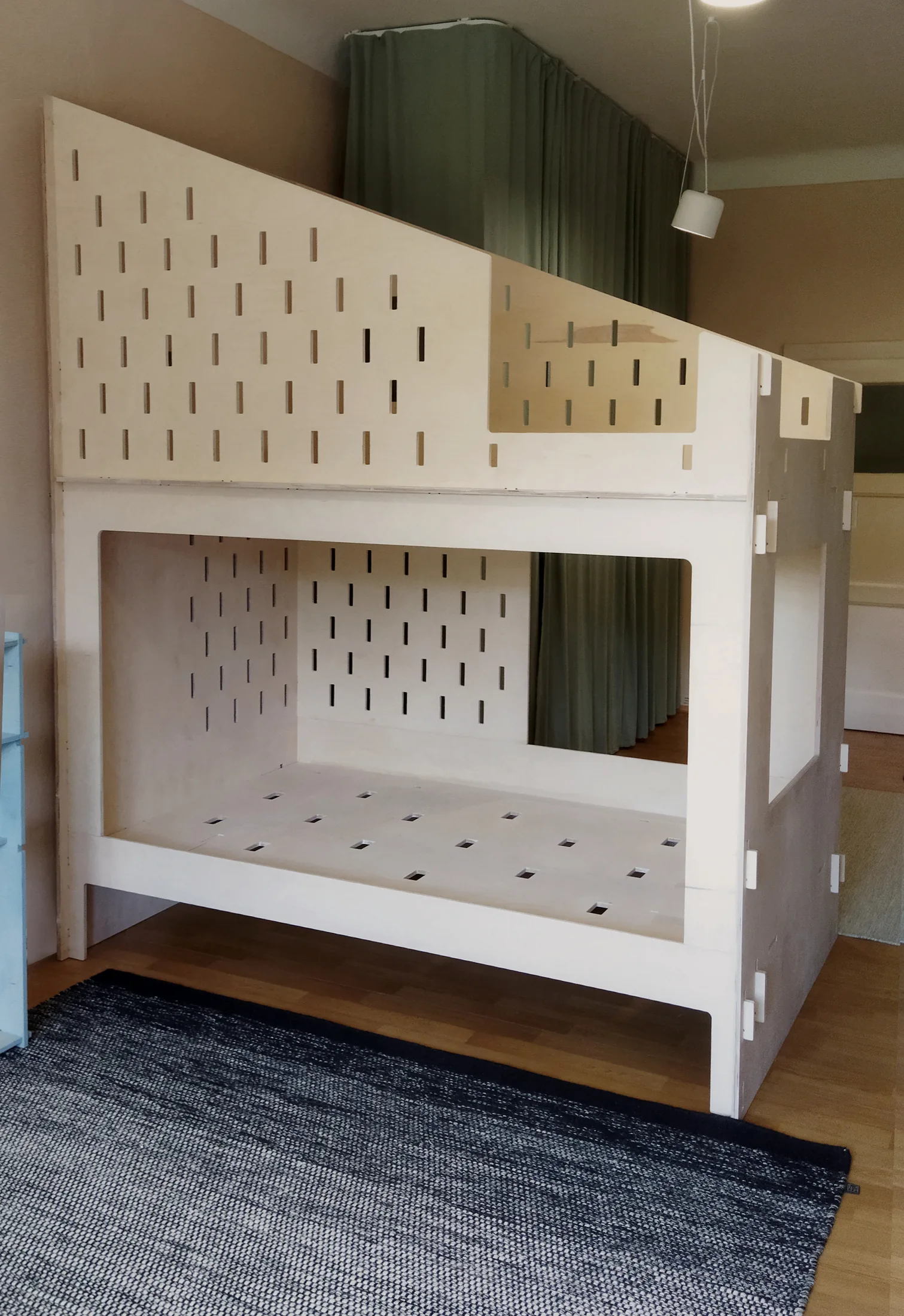design minimalistického nábytku do dětského pokoje patrová postel bez matrací mixmag